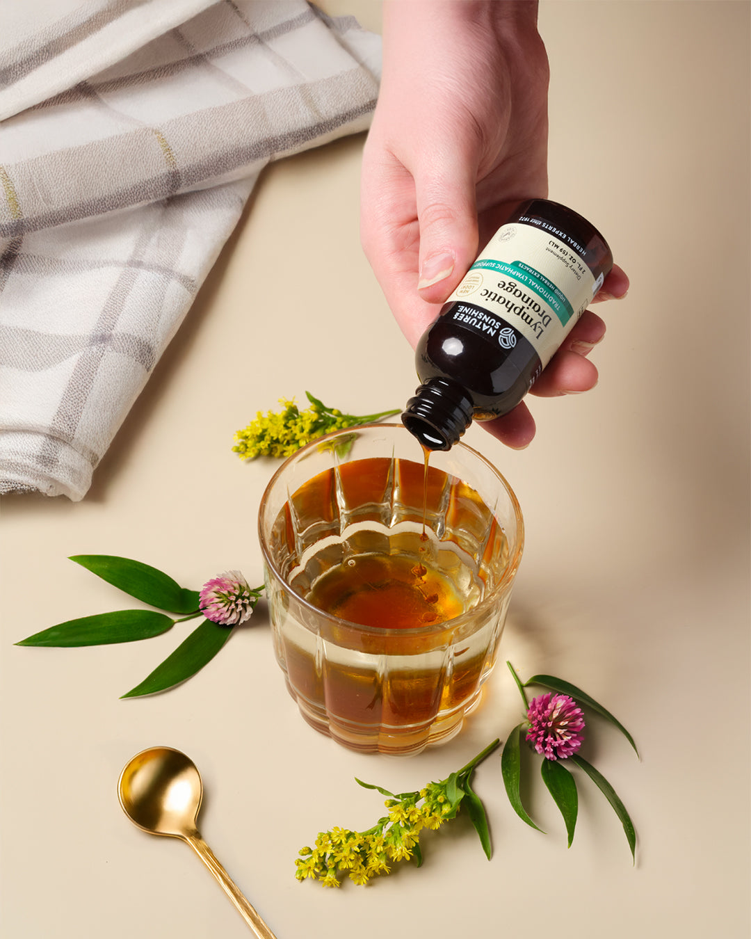 Bottle of Natures Sunshine Lymphatic Drainage